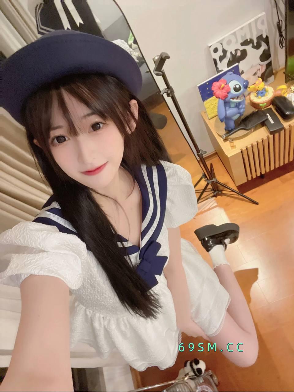 甜美女仆角色扮演