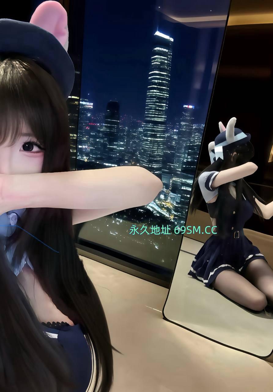电竞角色扮演女孩