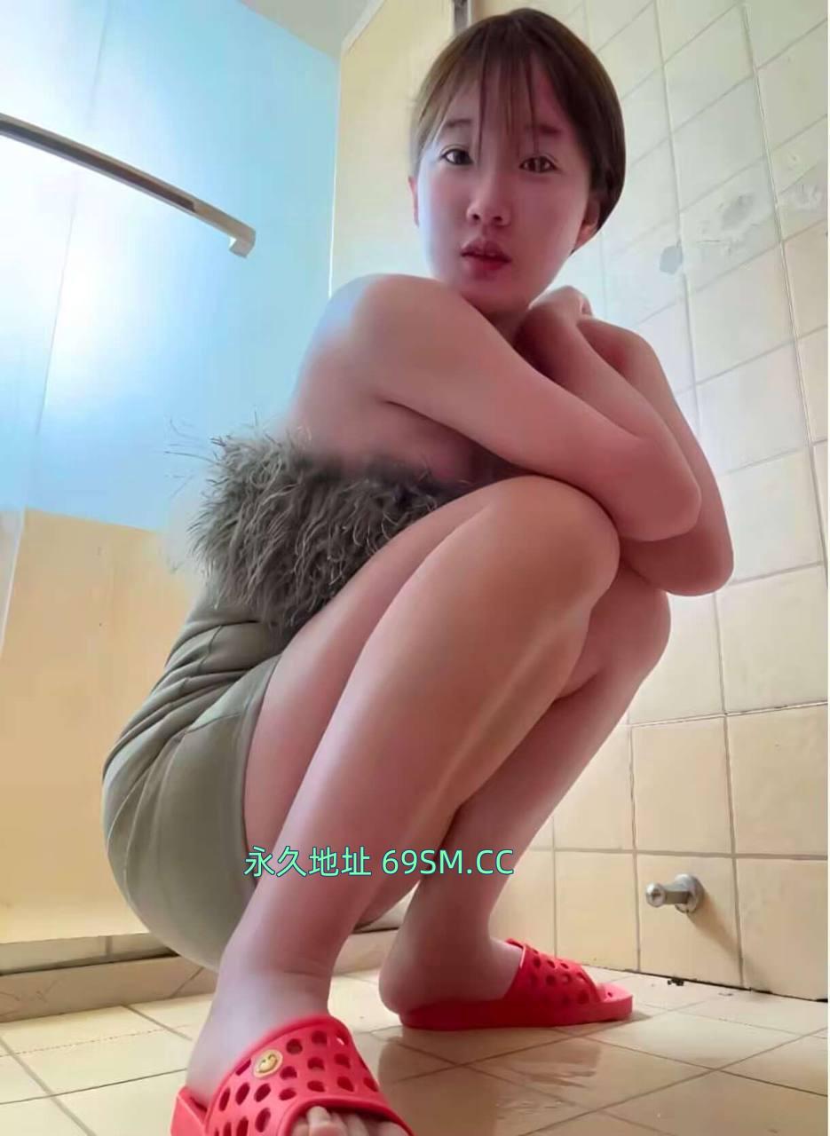 蜜桃臀奶妮