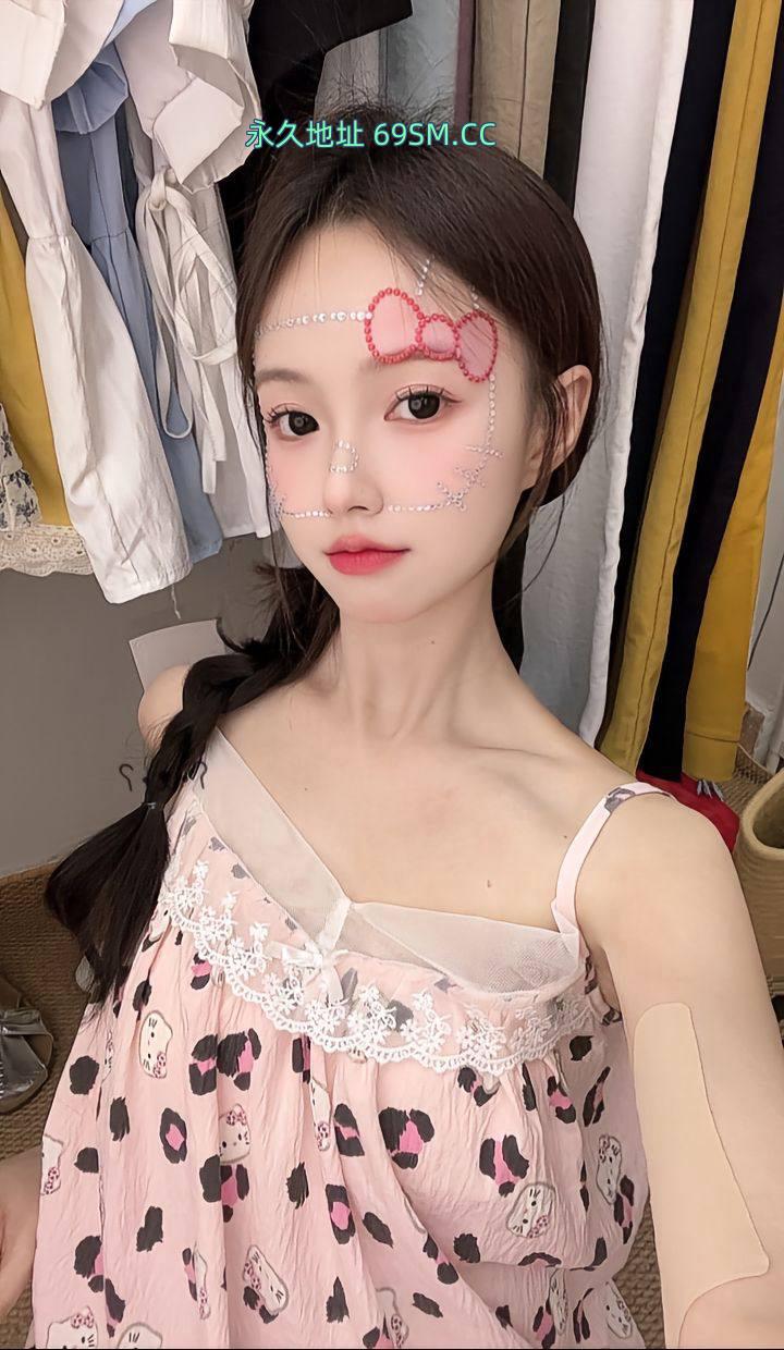 原装漂亮妞