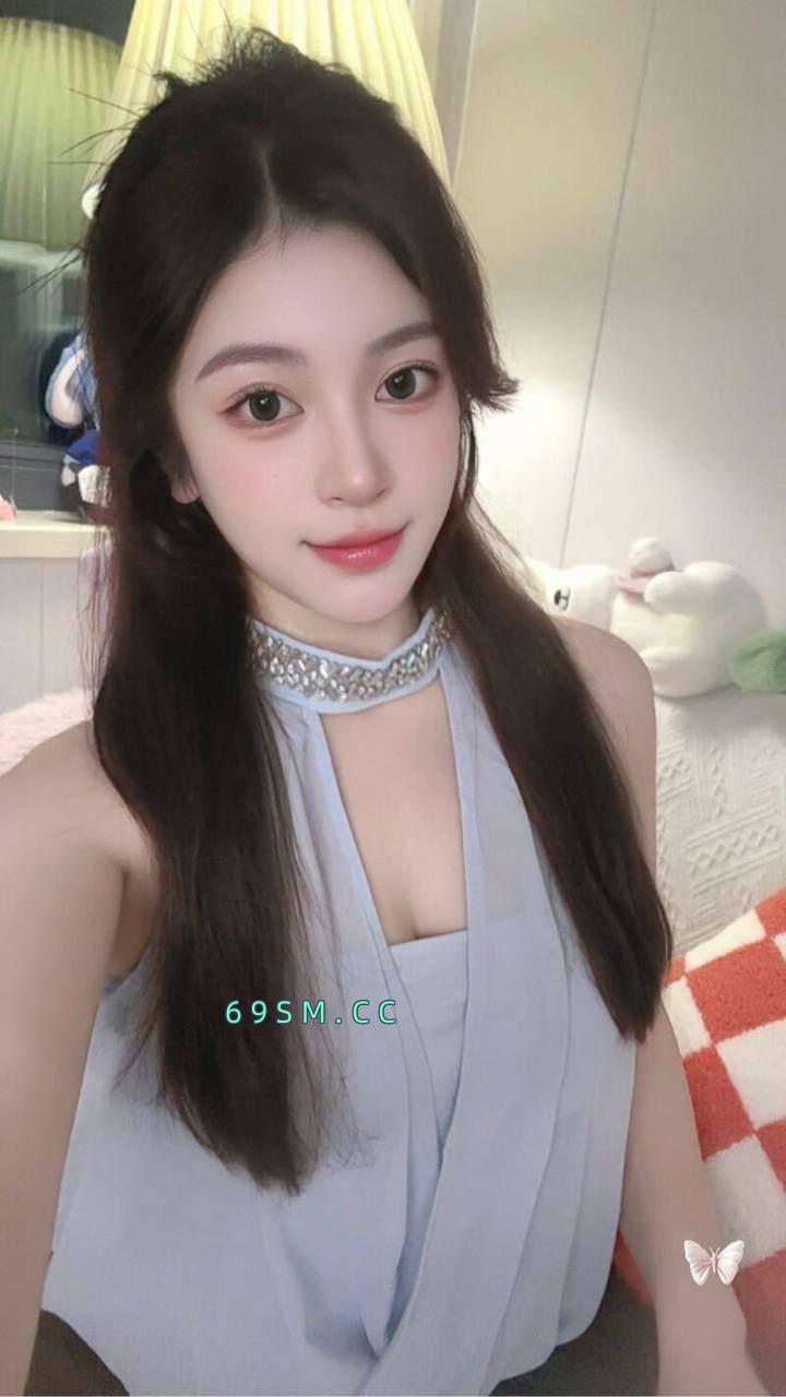 粉色樱桃妹