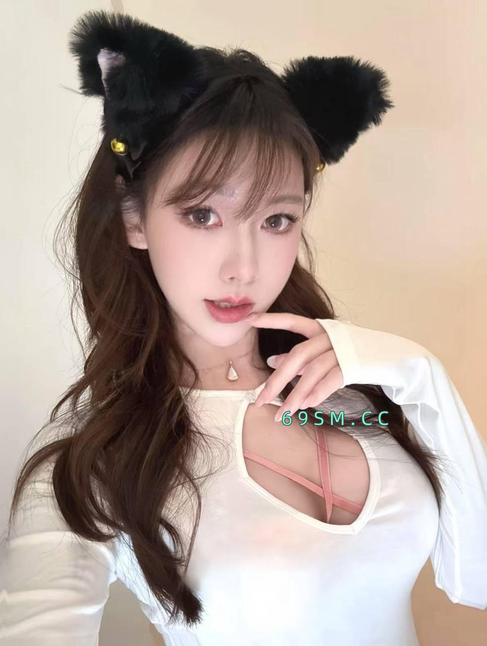 巨乳水多逼又紧