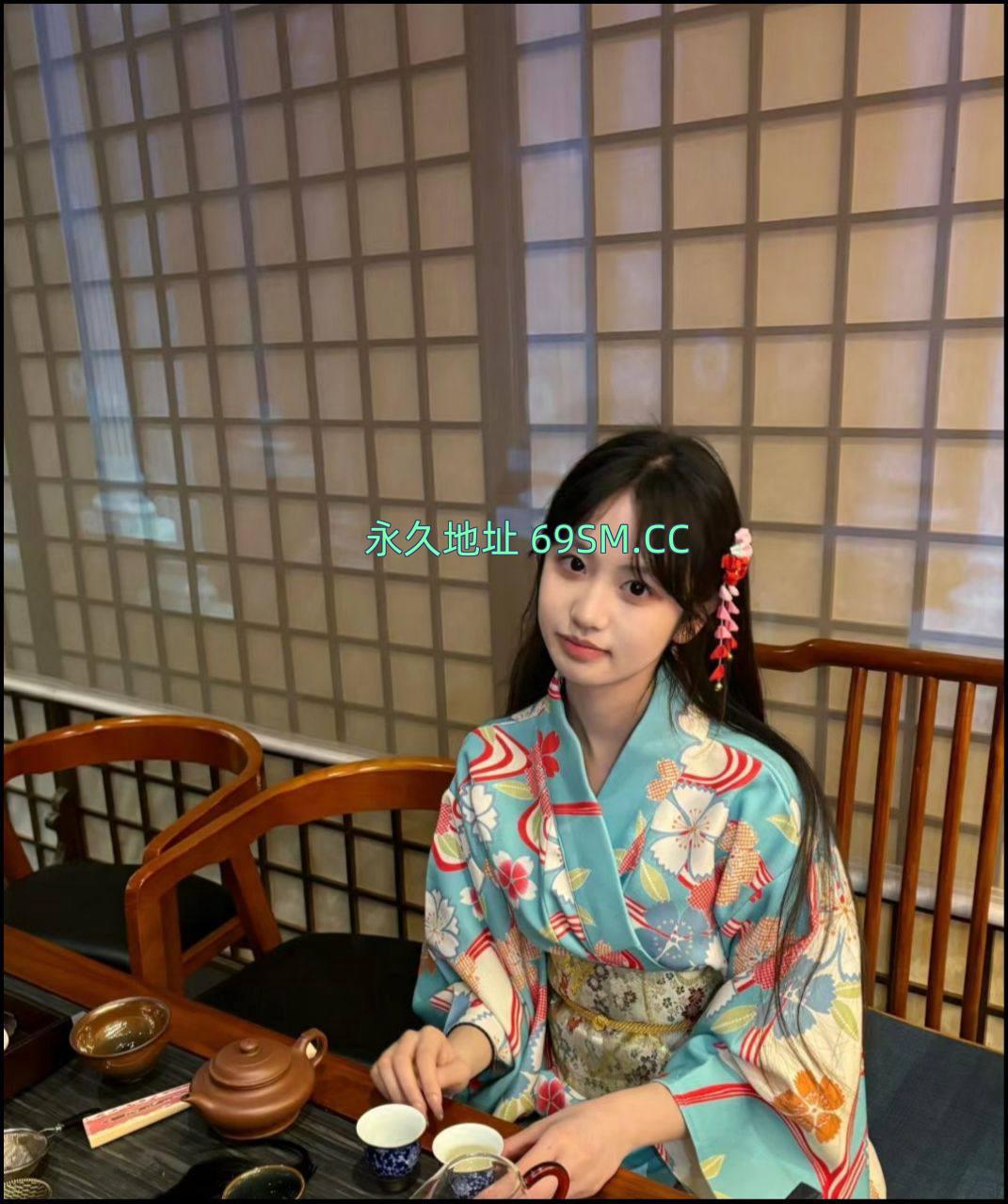 逼粉妹妹