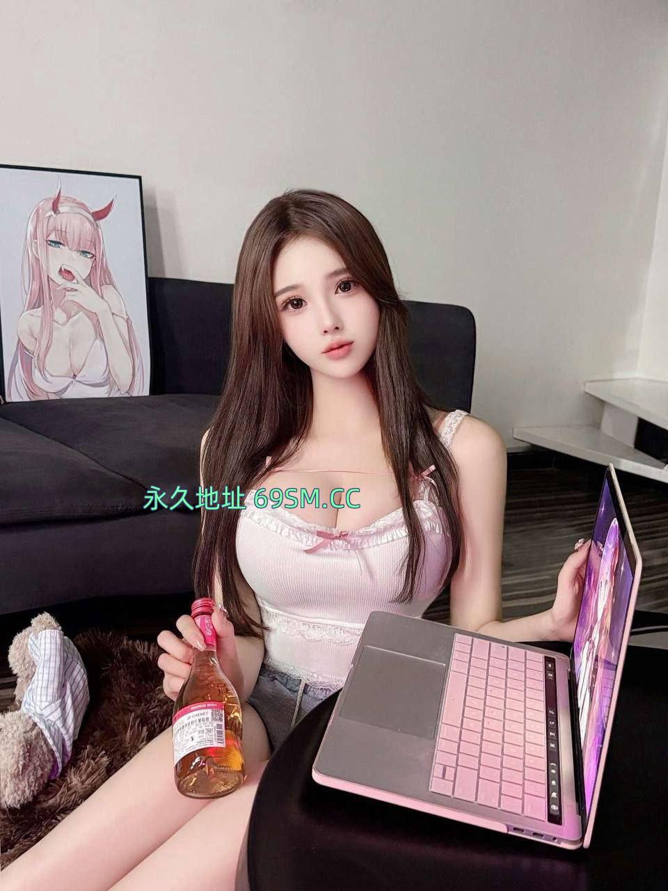 大屁股御姐型