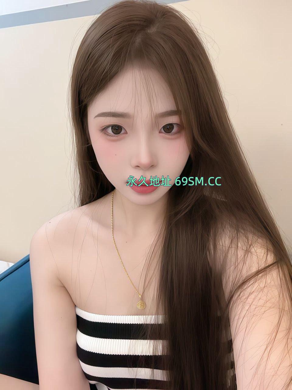 丰满逼水多