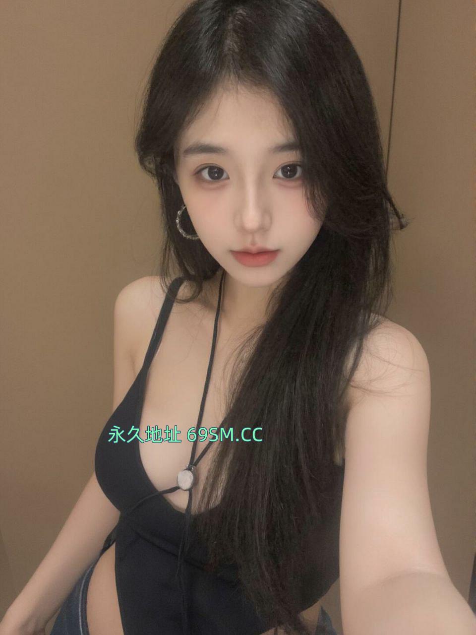 主动配合大三学妹