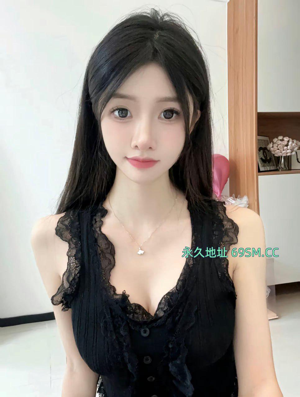 气质嫩妹小倩