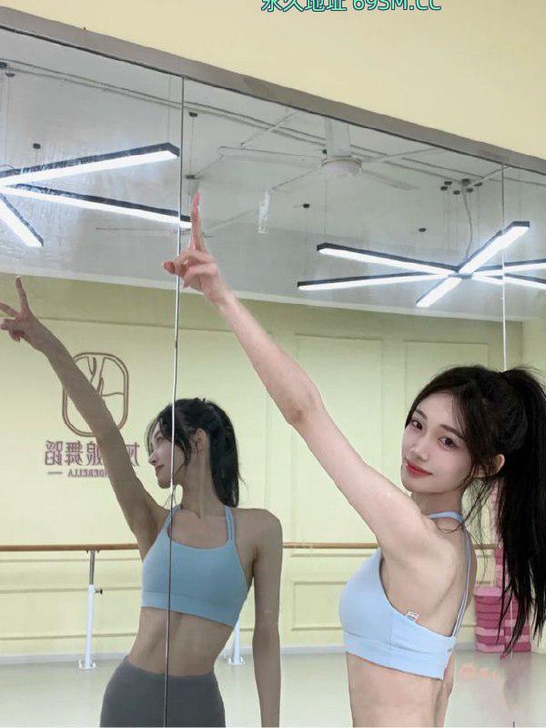 人很骚随便怼