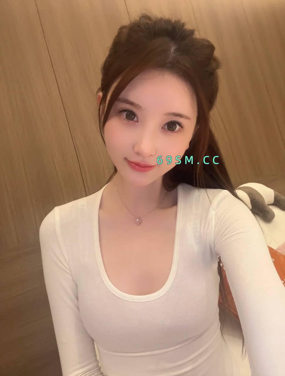 巨胸美乳医女随便入