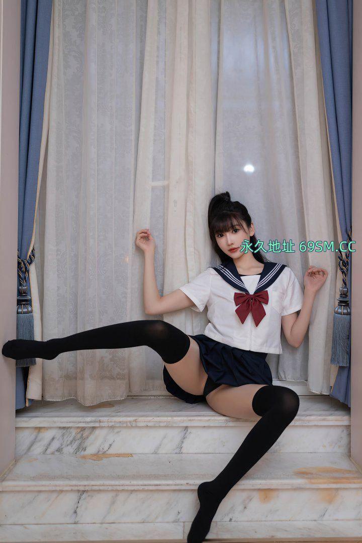 大汗淋漓学生妹