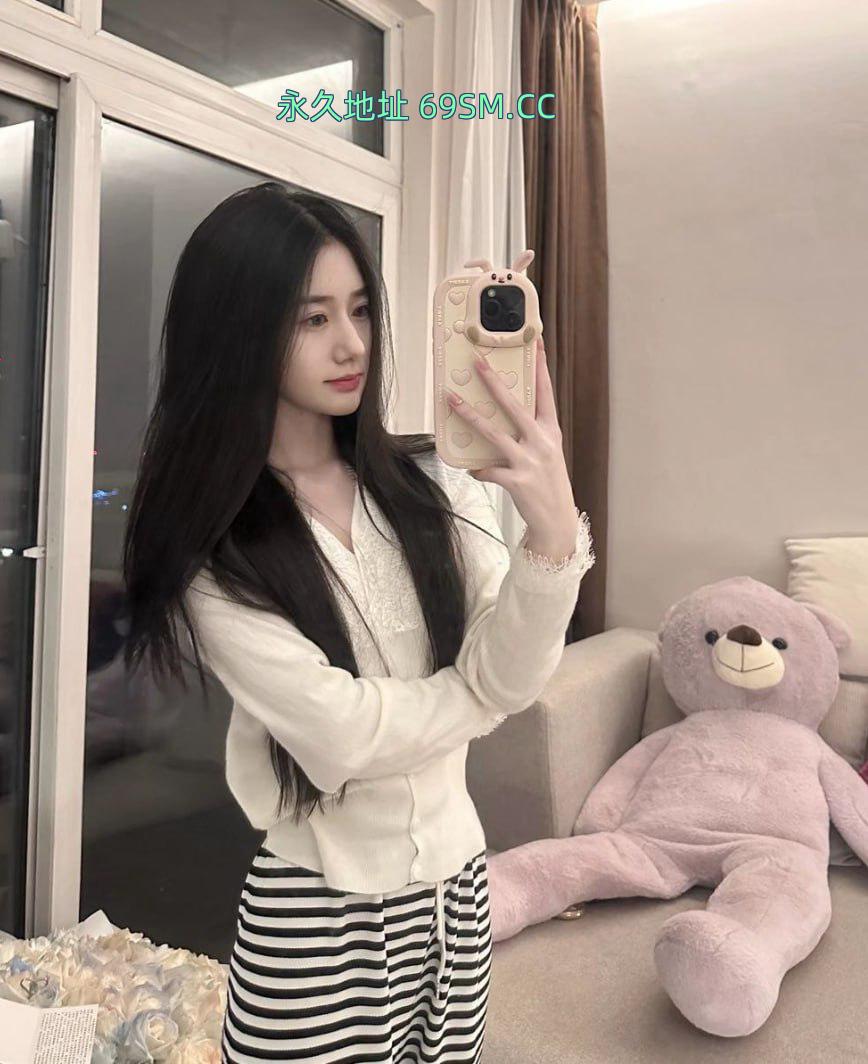清纯丰满型小妹