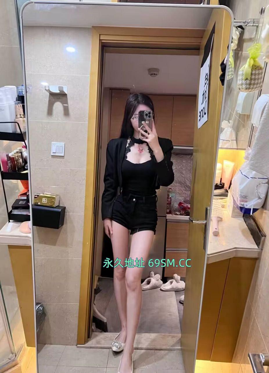 宝藏雪白美妞