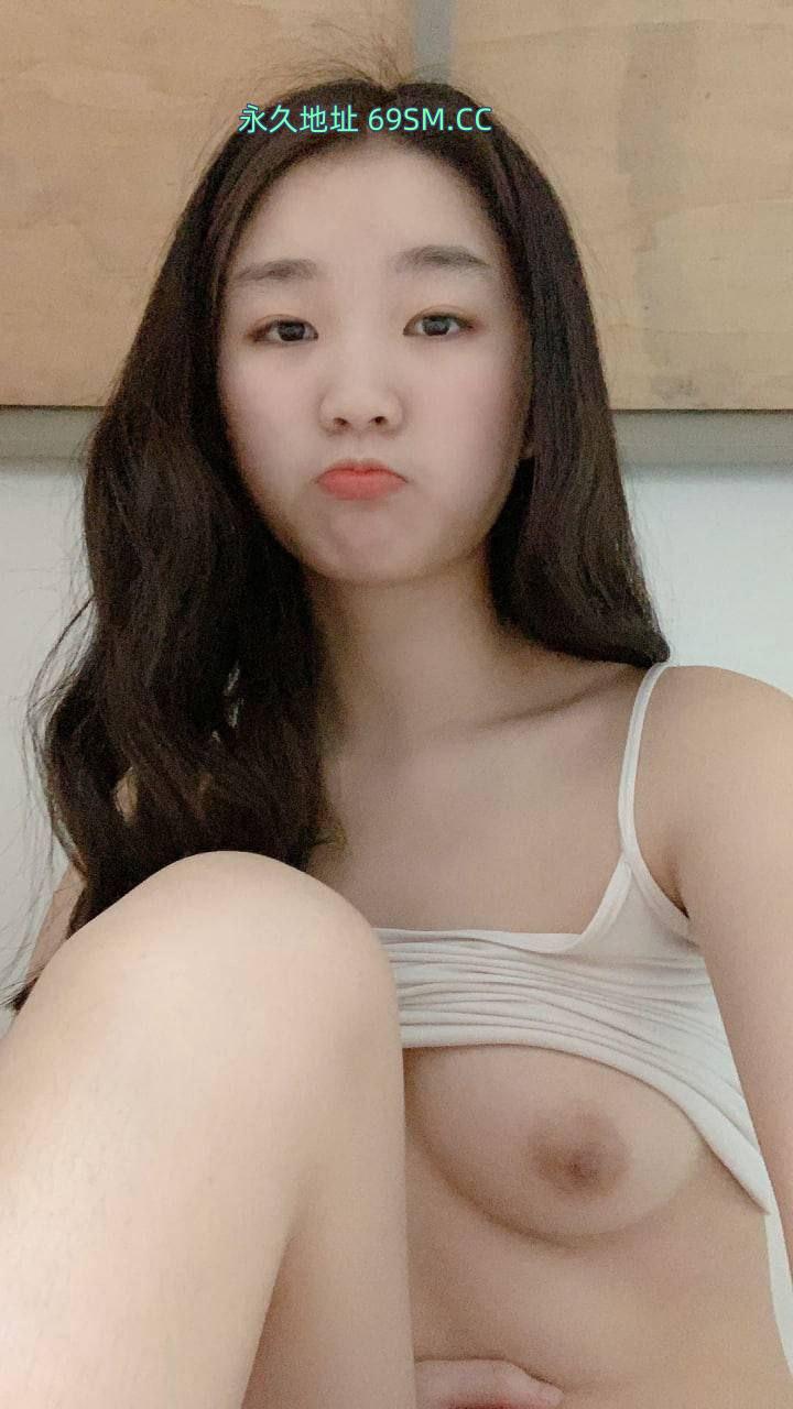 肤白貌美闷骚型