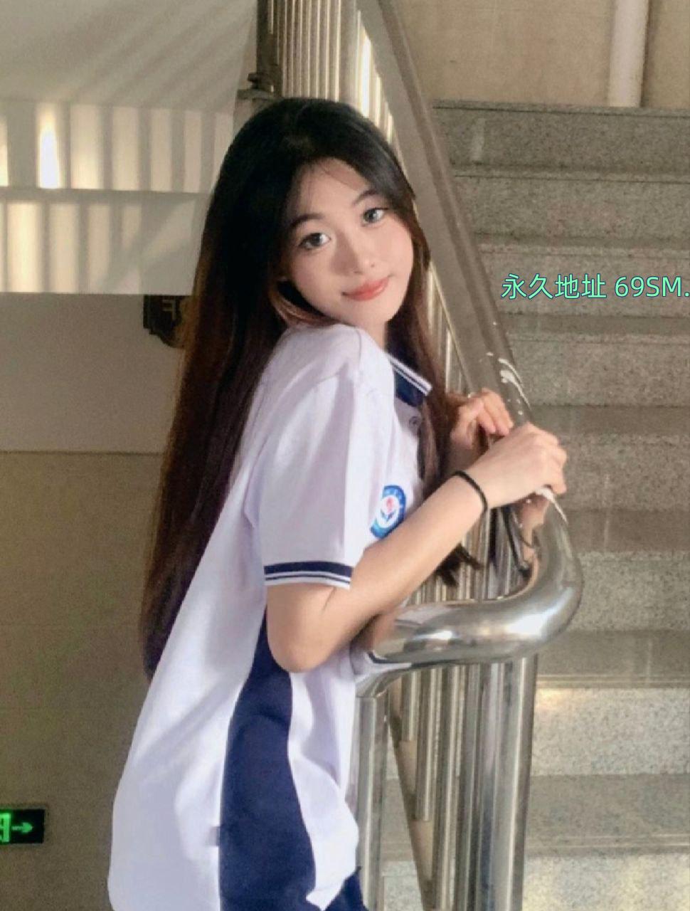 口活舔的很爽