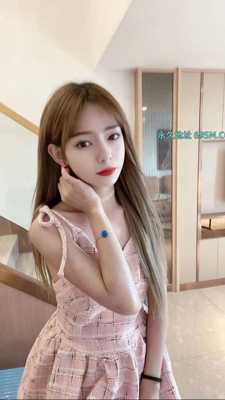 清纯蜜儿小姐姐