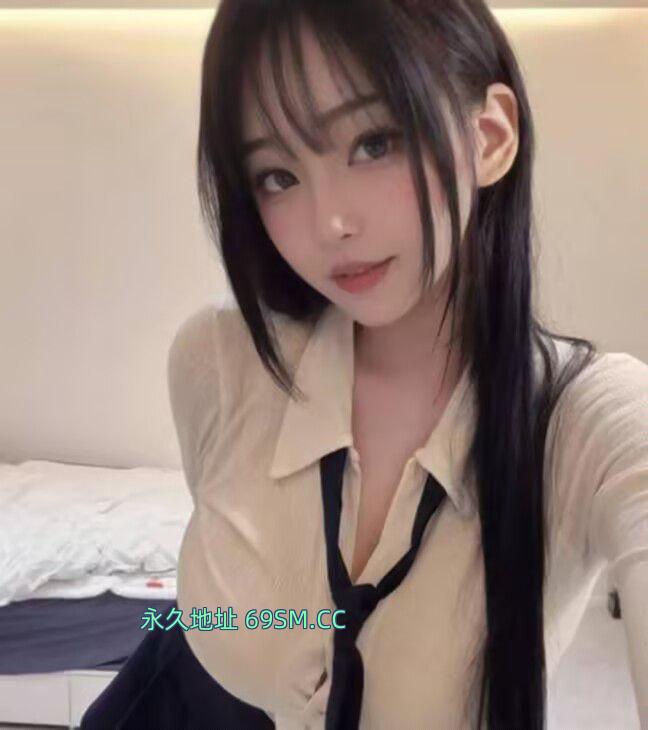 大奶舞蹈妹