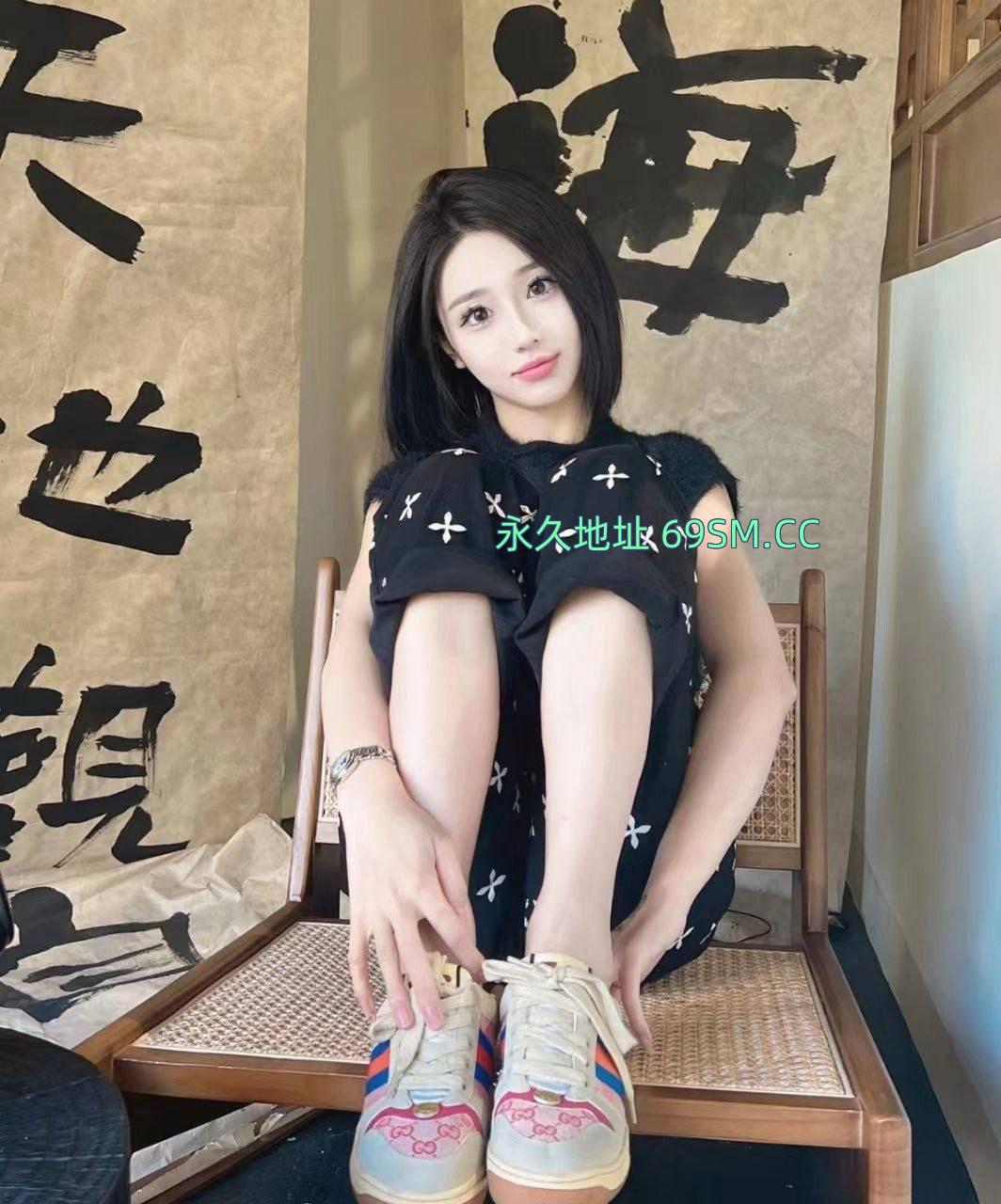 辣妹姿势全