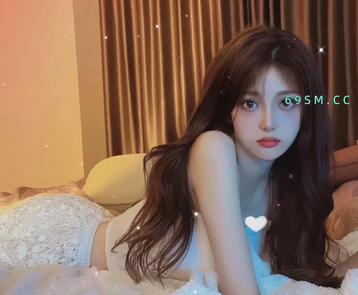 童颜巨乳小小