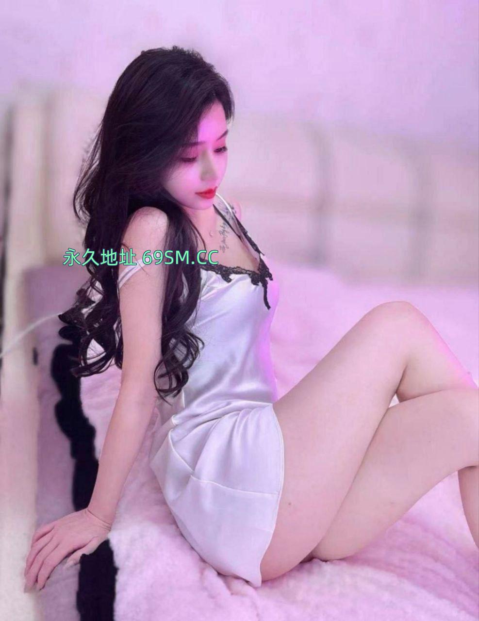 口技超爽巨乳少妇